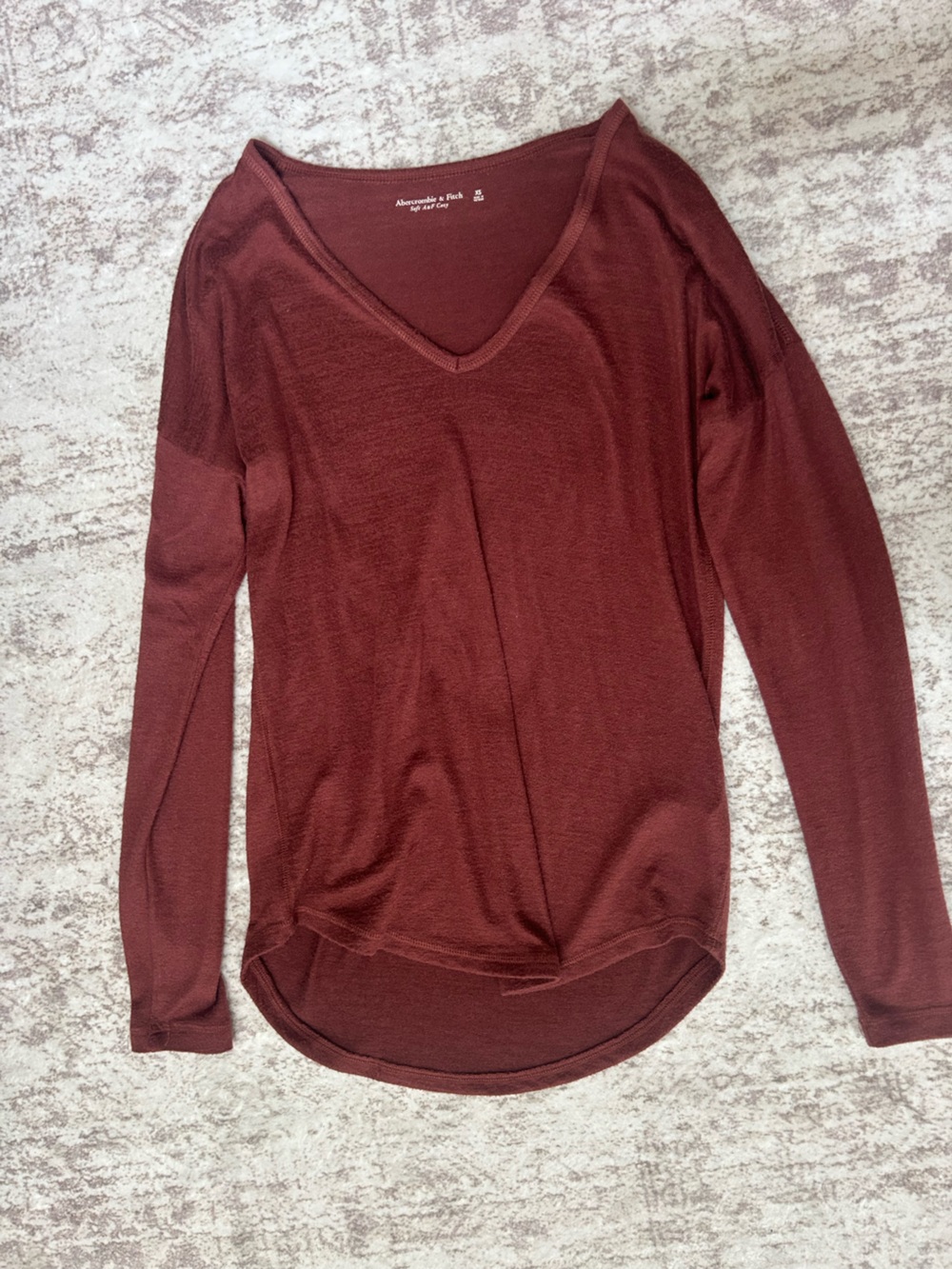 Abercrombie & Fitch Rust Red V‑Neck Knit Top